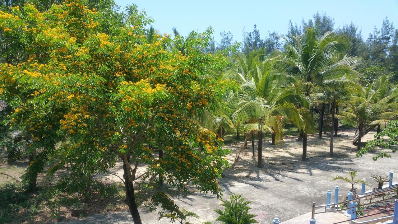 Tam Thanh Natural Beach Resort Тамки Екстериор снимка