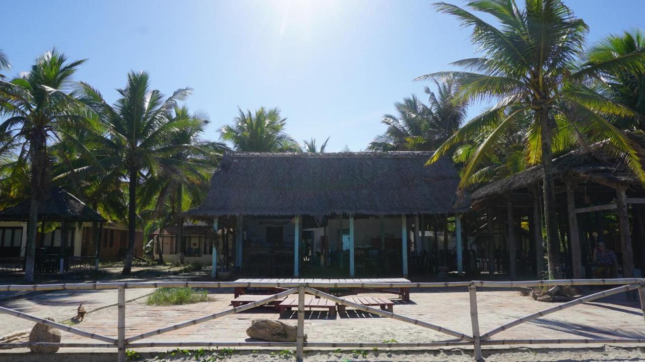 Tam Thanh Natural Beach Resort Тамки Екстериор снимка